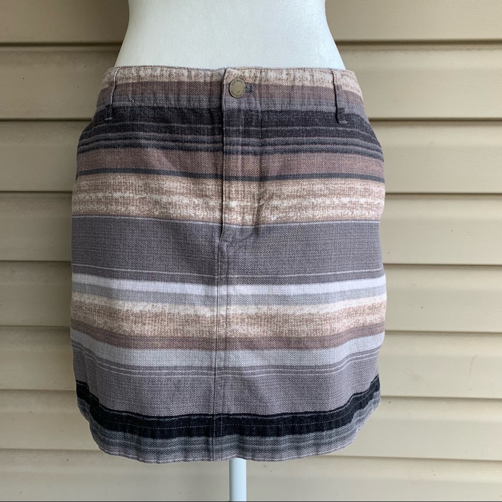 •Old Navy• Basket Weave Striped Mini Skirt-Size 12